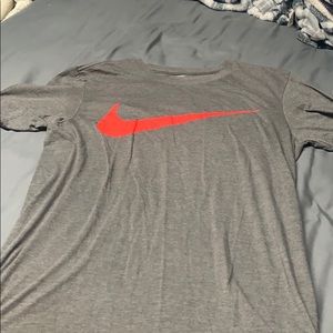 Nike t shirt